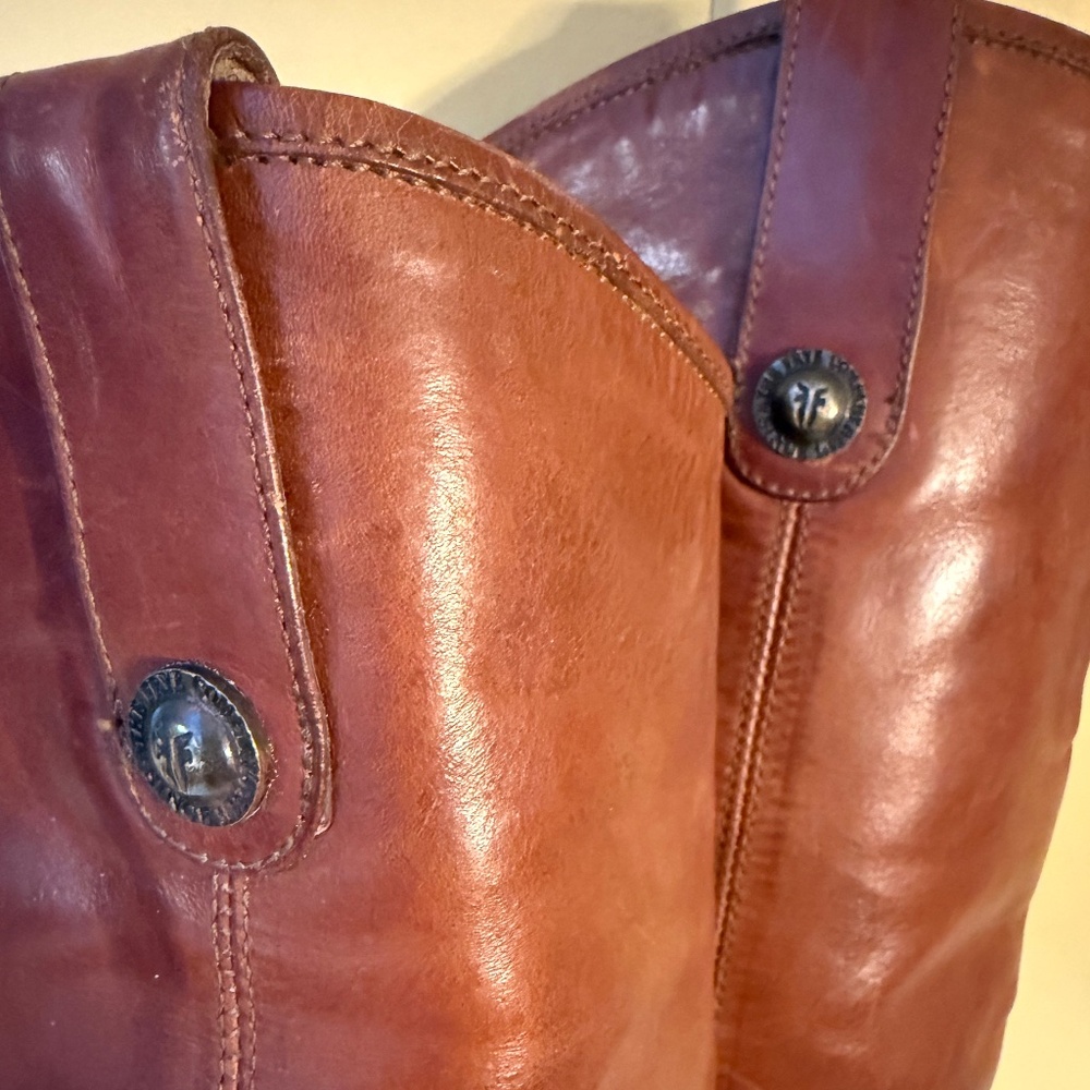 FRYE JACKIE BUTTON TALL BOOTS - COGNAC - SIZE 8 - Picture 8 of 10